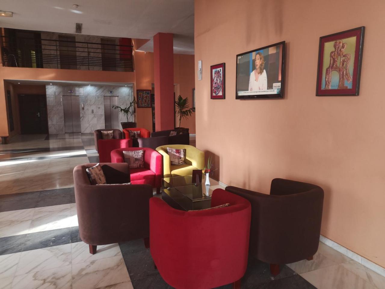 Hotel El Farouk บามาโก ภายนอก รูปภาพ