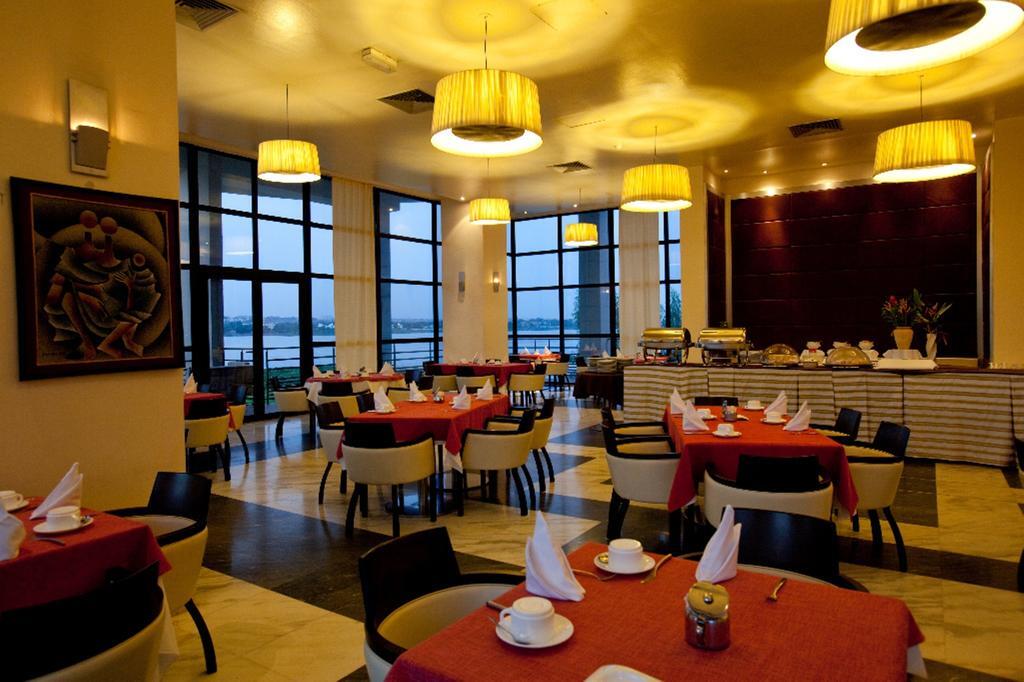 Hotel El Farouk บามาโก ภายนอก รูปภาพ